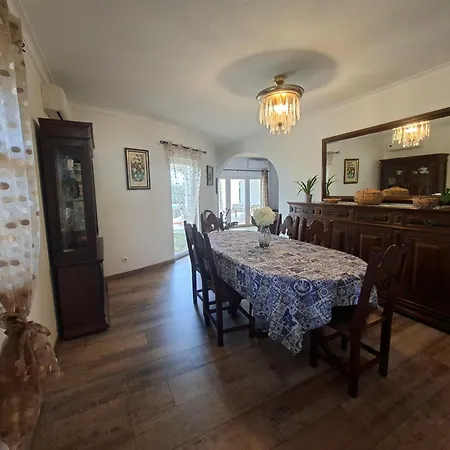 Caixinha Villa Armação de Pêra